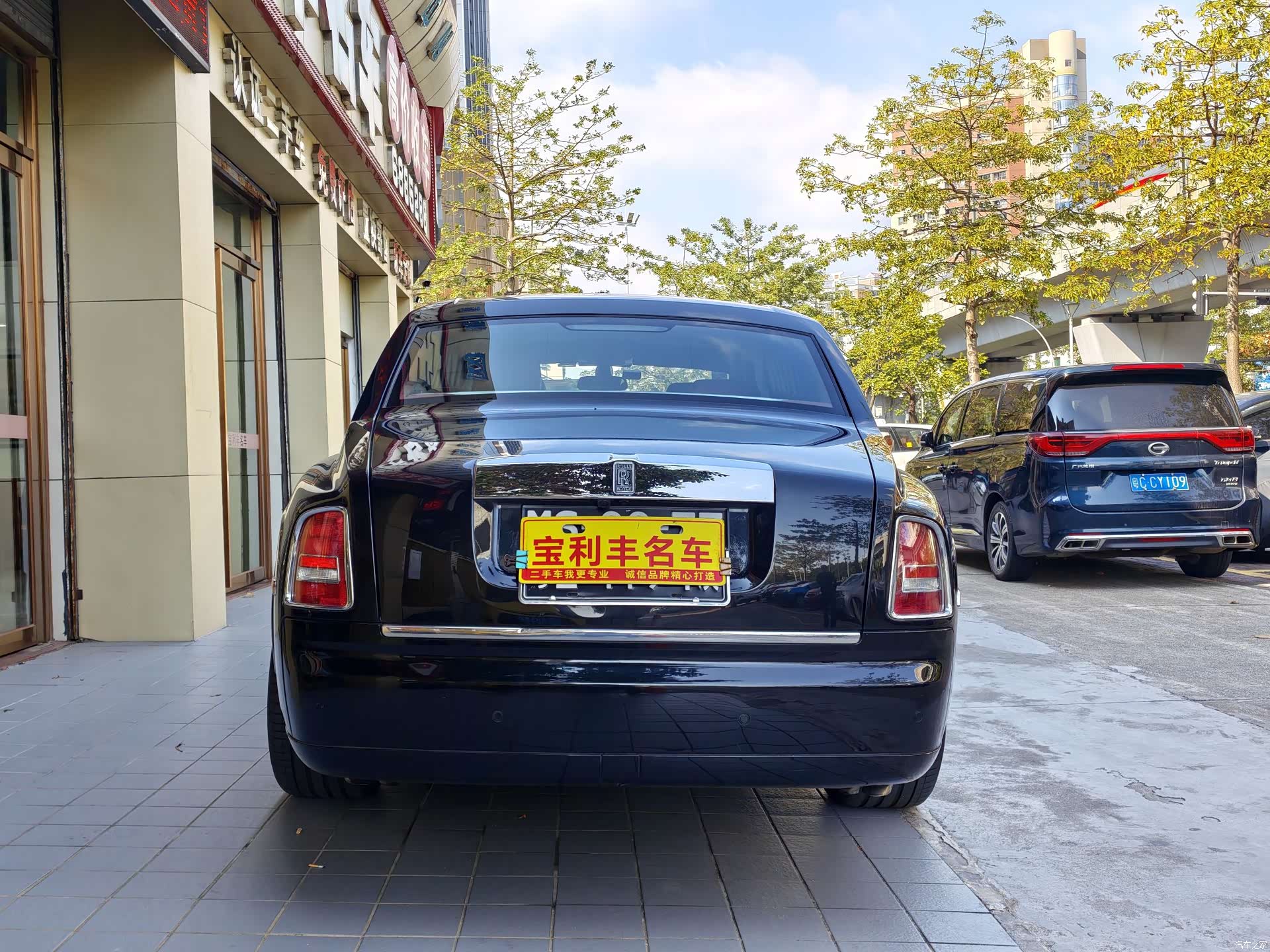 Rolls-Royce Phantom, 2013 все фото