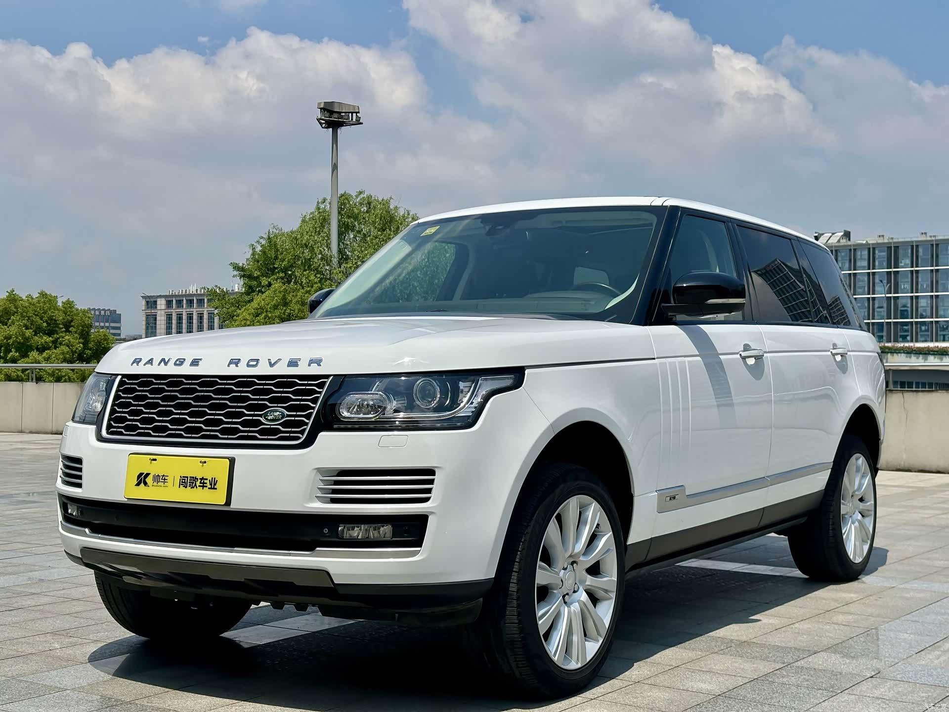 Land Rover Range Rover, 2015 1