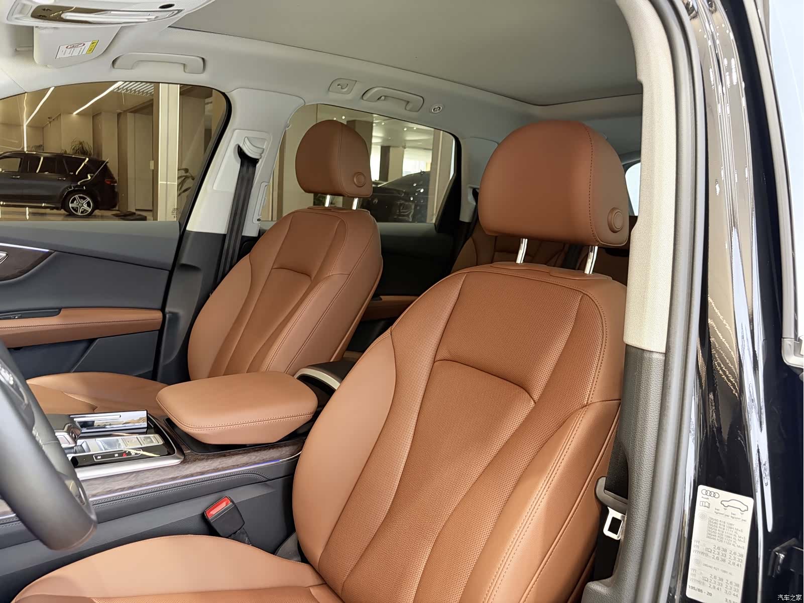 Audi Q7, 2023 8