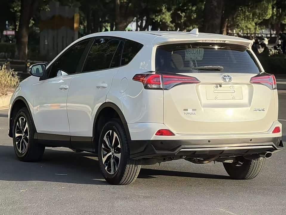 Toyota RAV4 Rongfang
