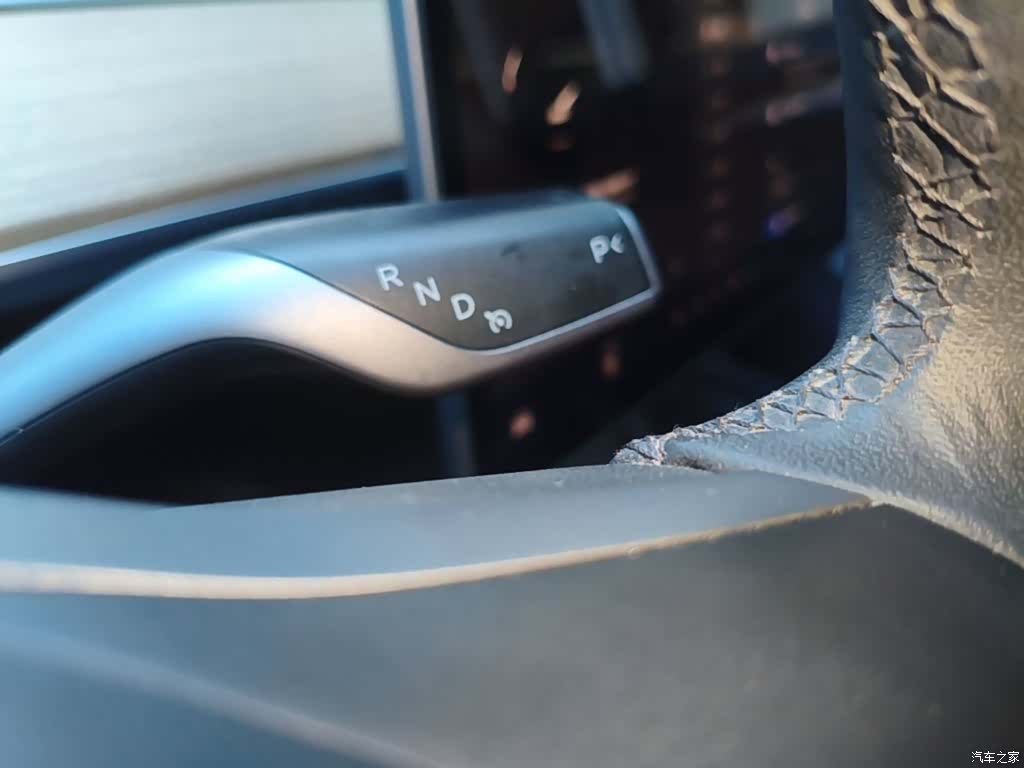 Tesla Model 3, 2022 10