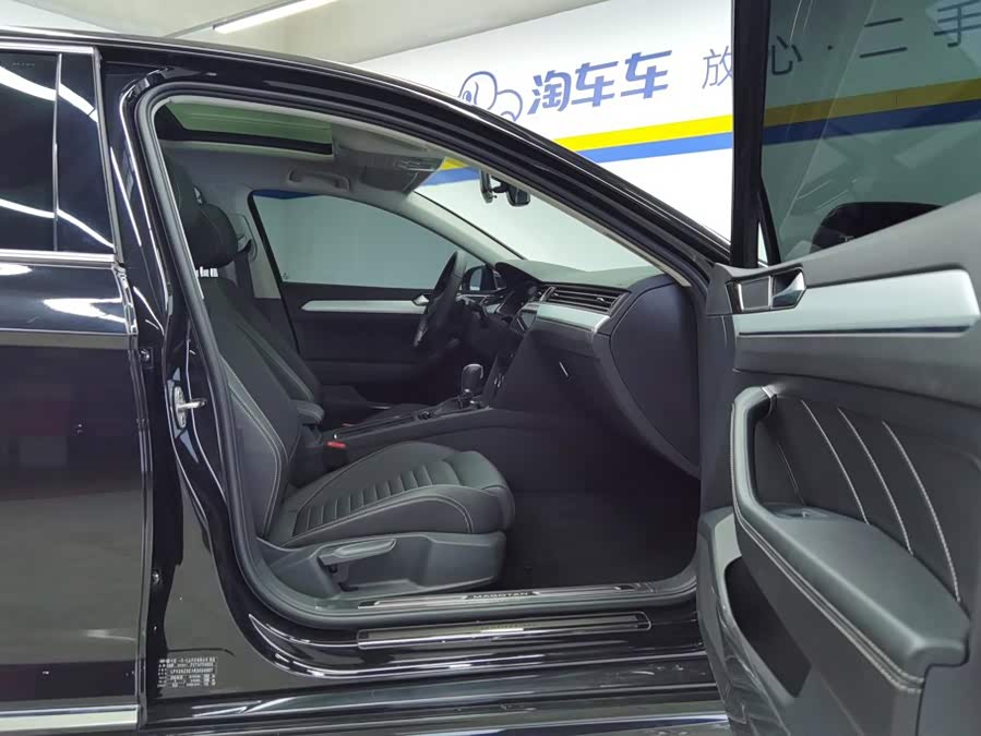 Volkswagen Magotan 2024, фото 8