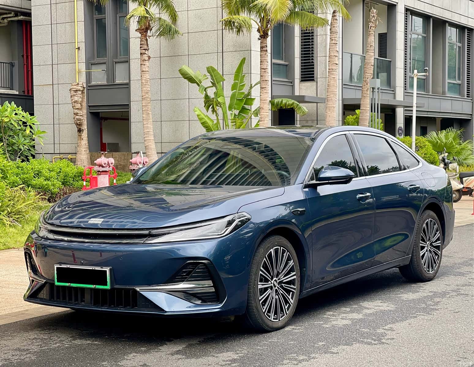 Geely A7, 2025 1