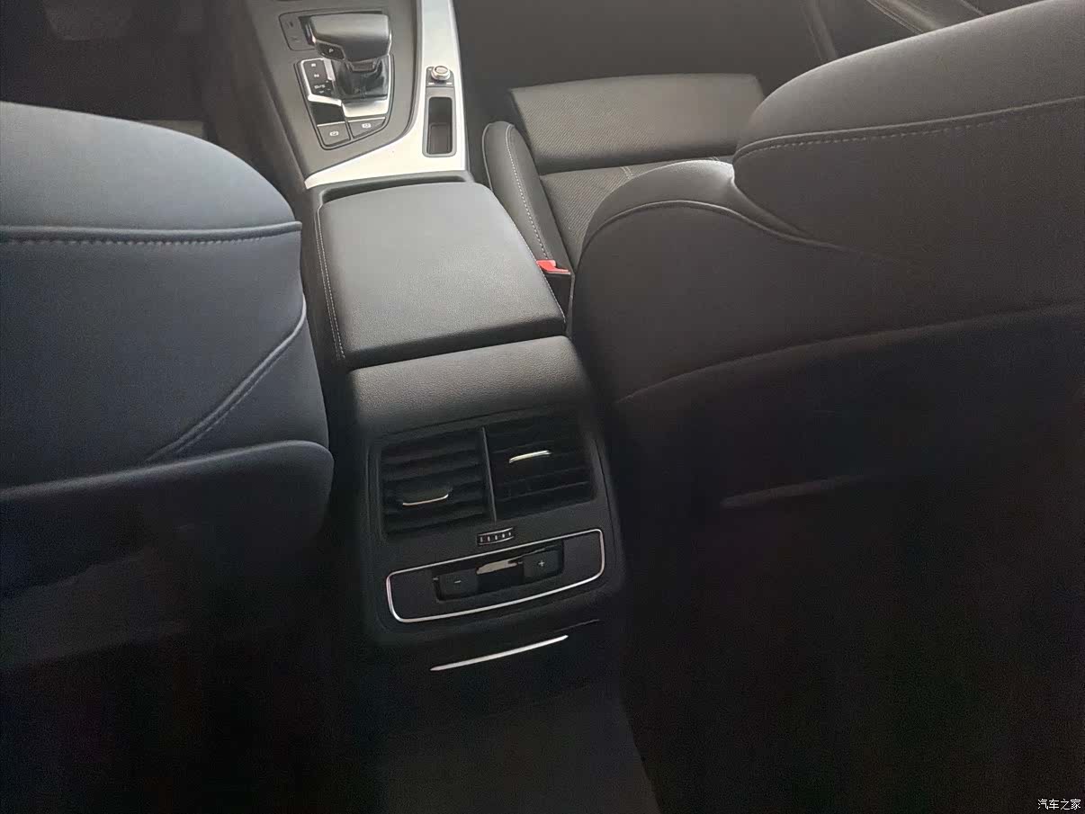 Audi A4L, 2022 14