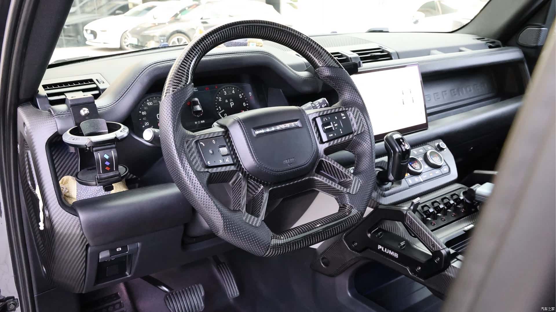 Land Rover Defender, 2022 8