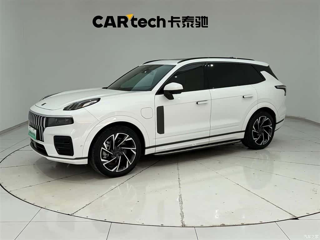 Lynk & Co 02