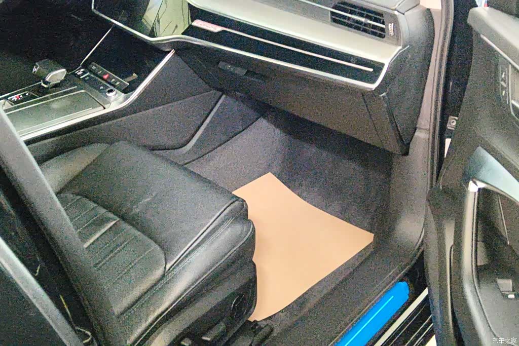Audi A6L, 2022 8