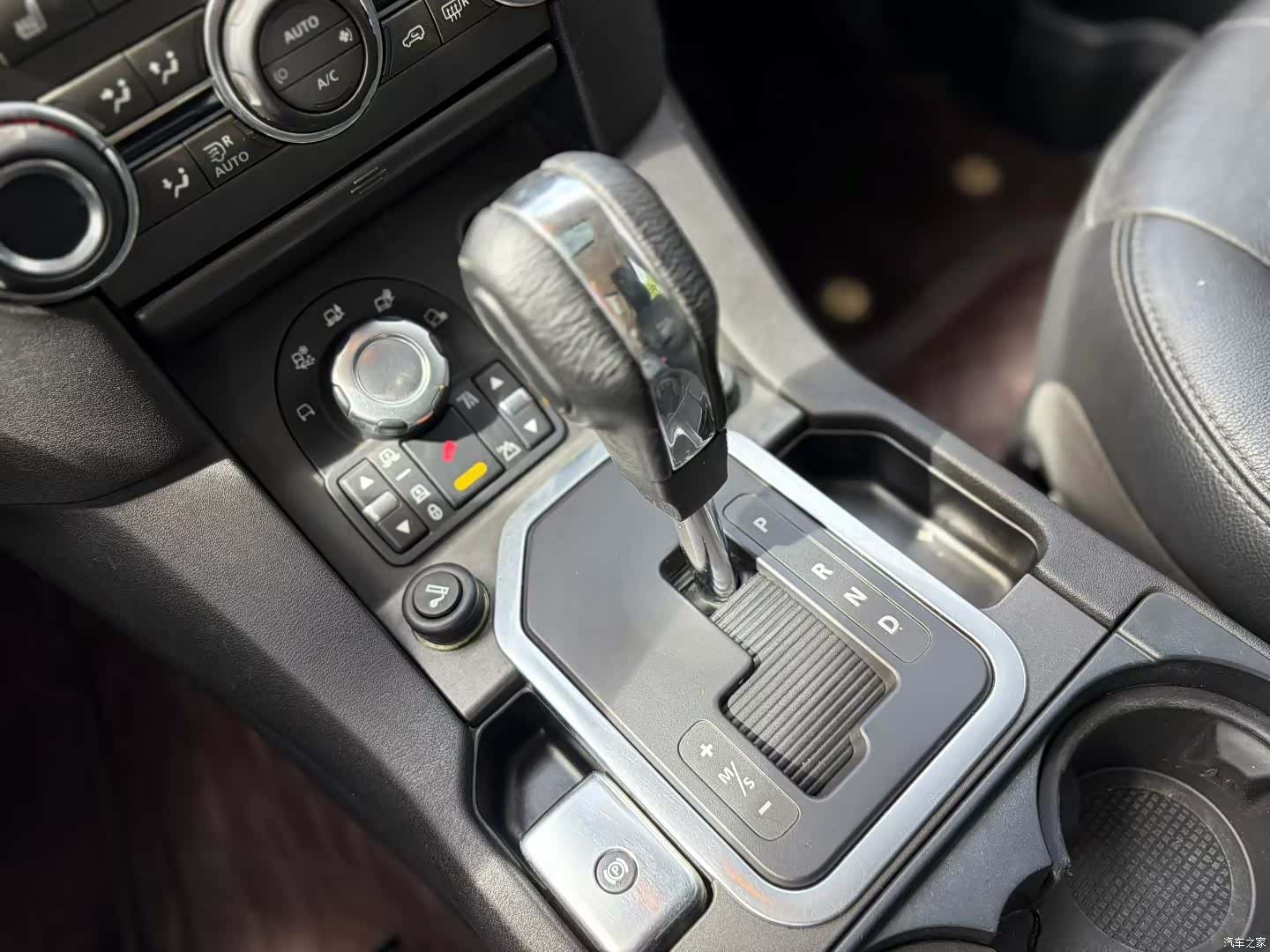 Land Rover Discovery, 2011 все фото