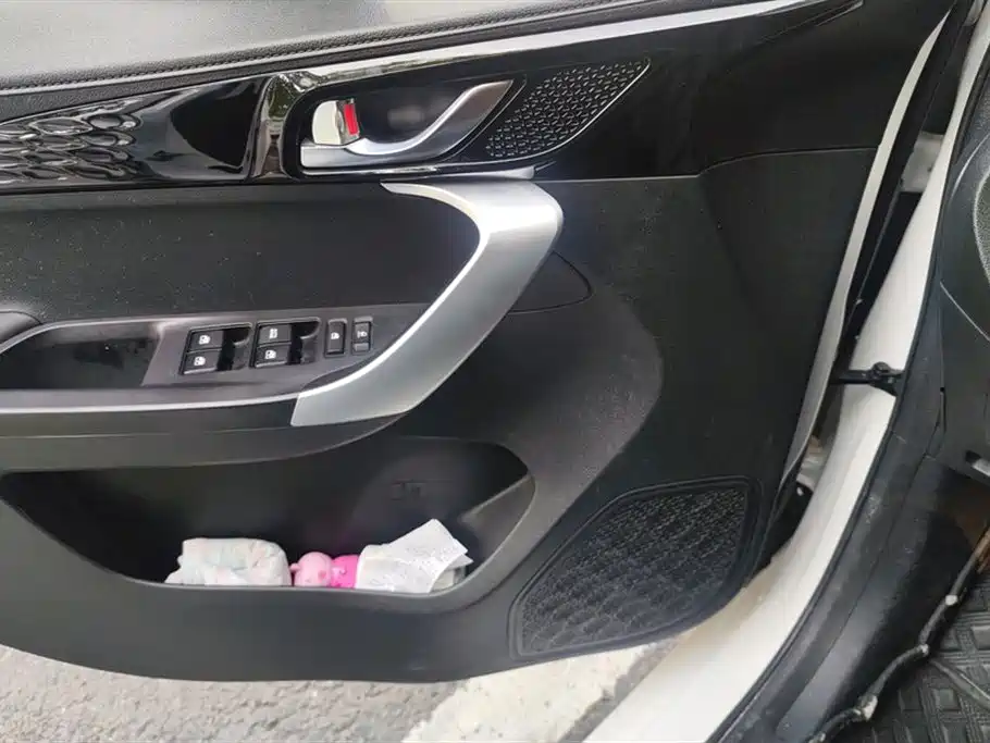 Changan Benben E-Star