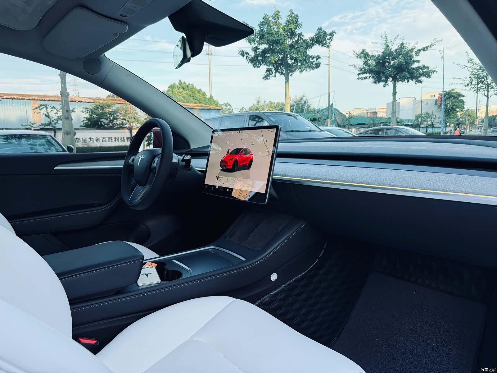 Tesla Model Y, 2022 25
