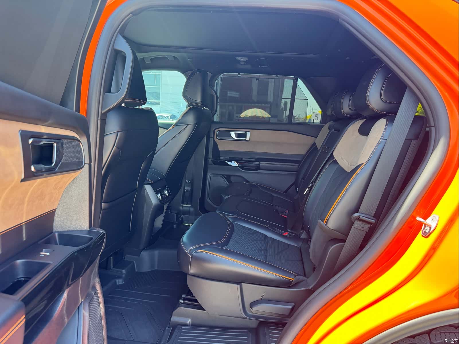 Ford Explorer, 2024 8