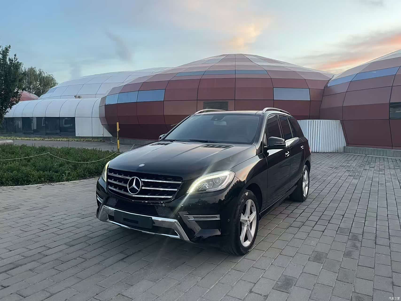 Mercedes-Benz M-Class, 2015 1