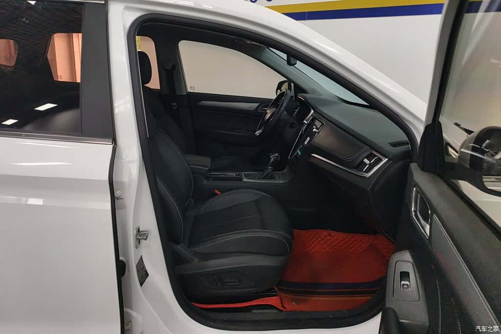 Roewe RX5, 2018 8