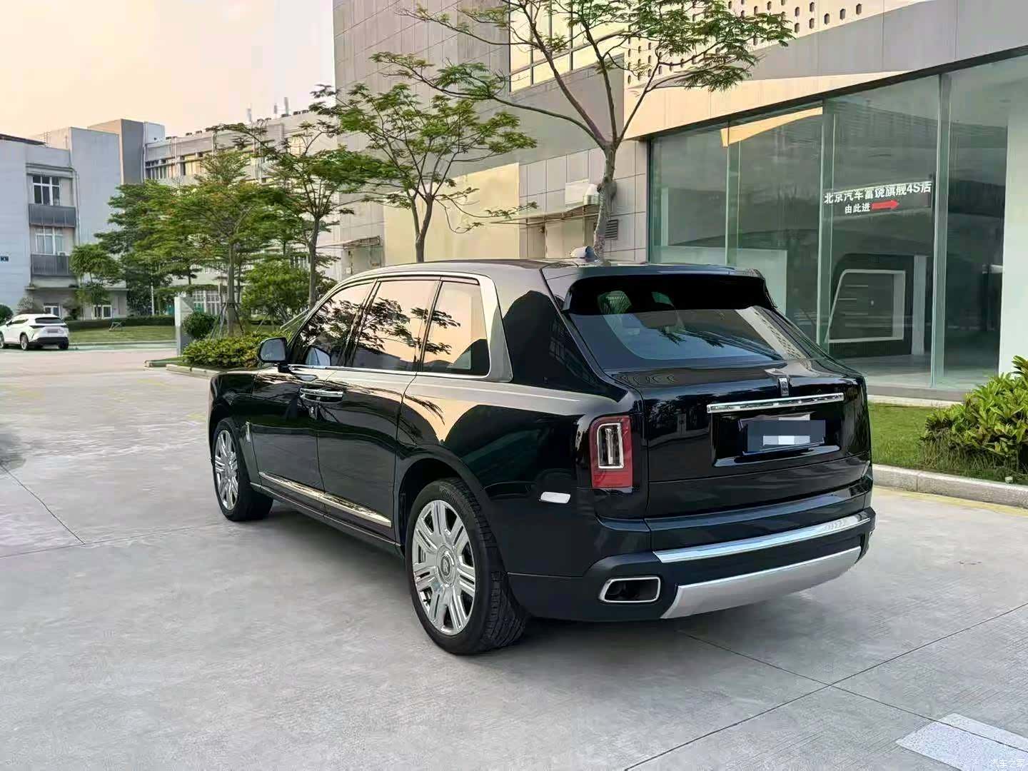 Rolls-Royce Cullinan, 2021 9
