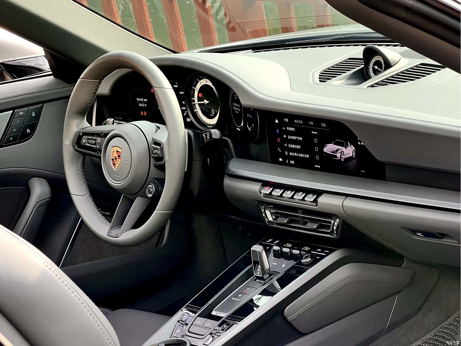 Porsche 911, 2022 10