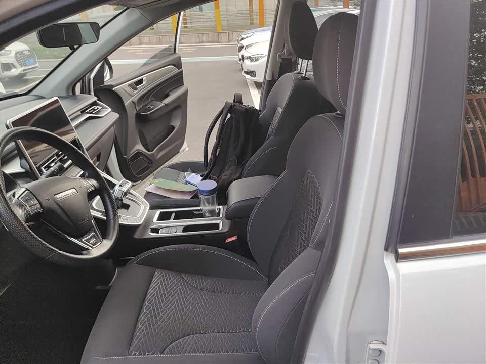 Haval M6