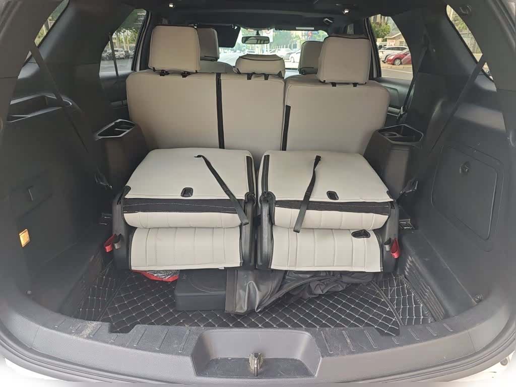 Ford Explorer, 2019 16