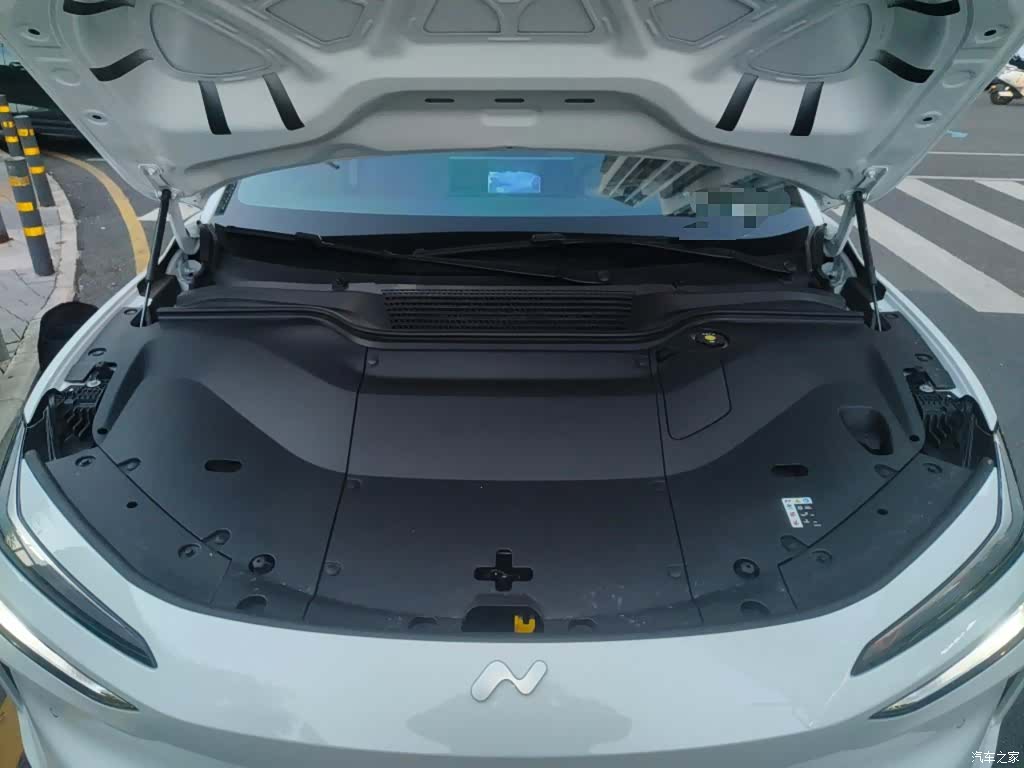 NIO L60, 2026 11