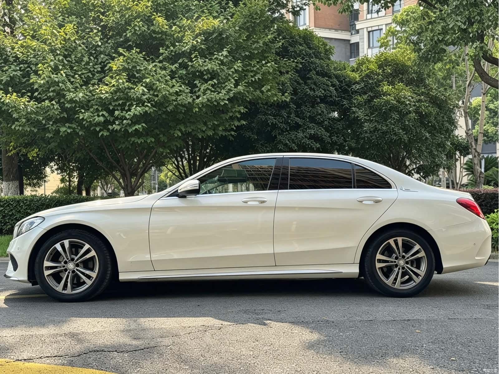 Mercedes-Benz C-Class, 2016 11