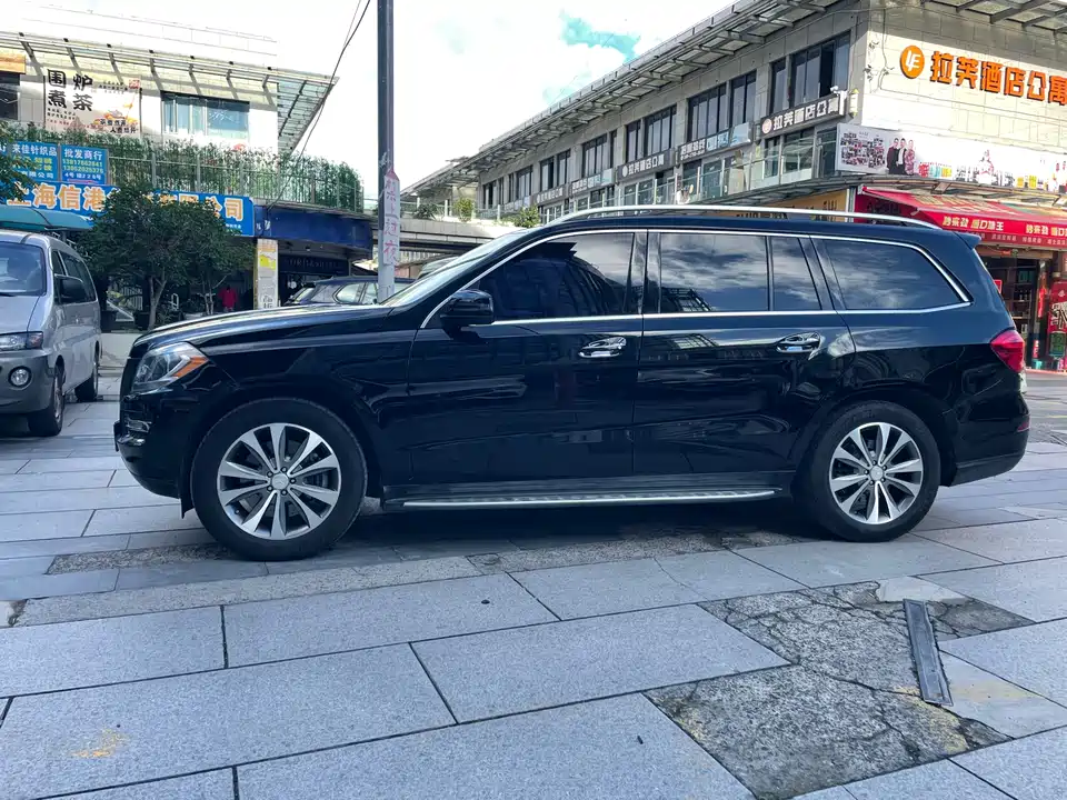Mercedes-Benz GL grade