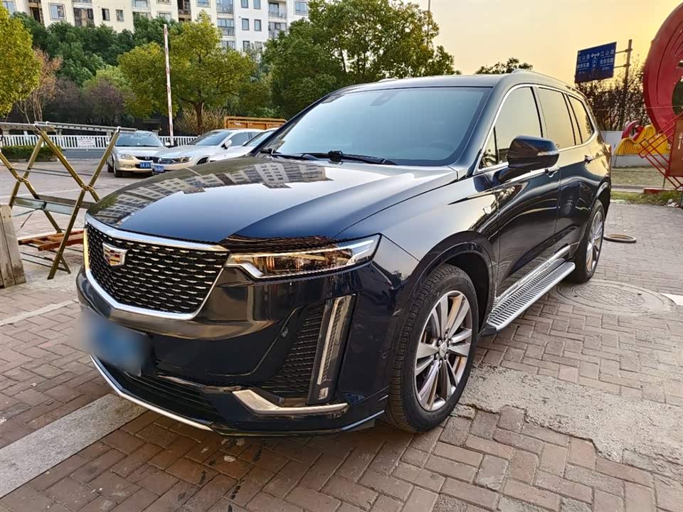 Cadillac XT6