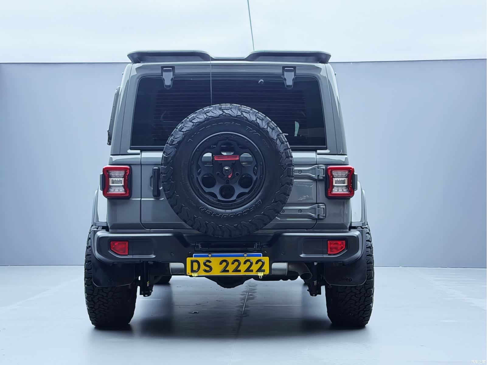Jeep Wrangler, 2022 11