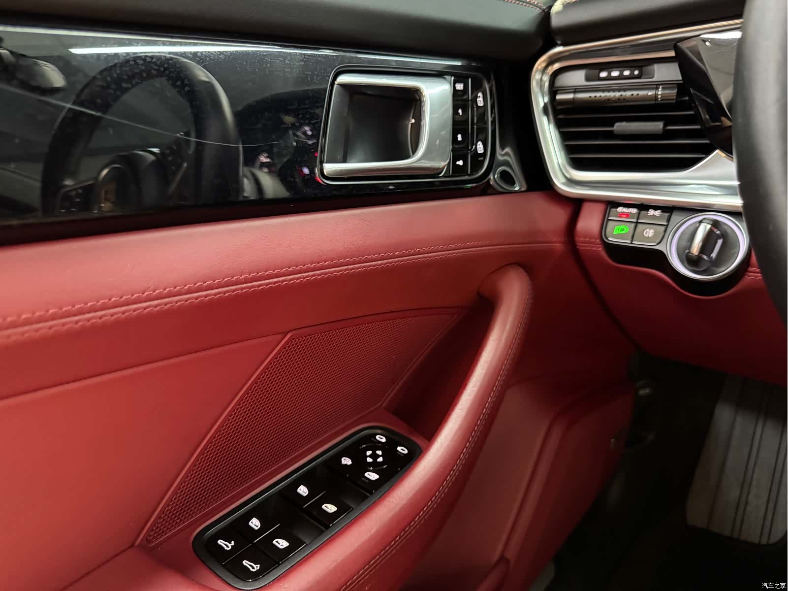 Porsche Panamera, 2019 13
