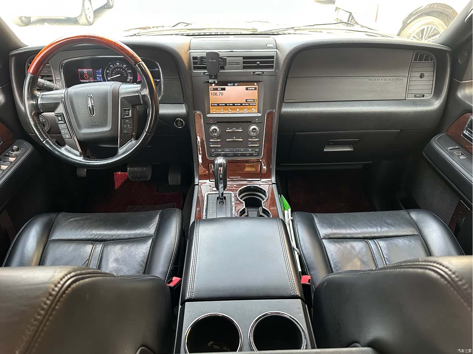 Lincoln Navigator, 2018 8