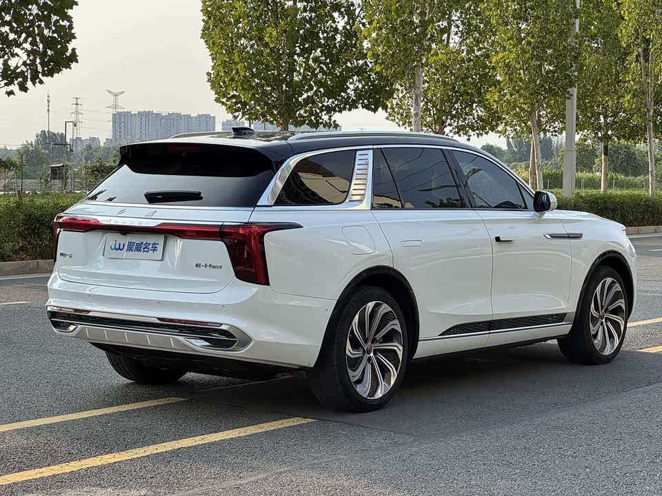 Hongqi E-HS9