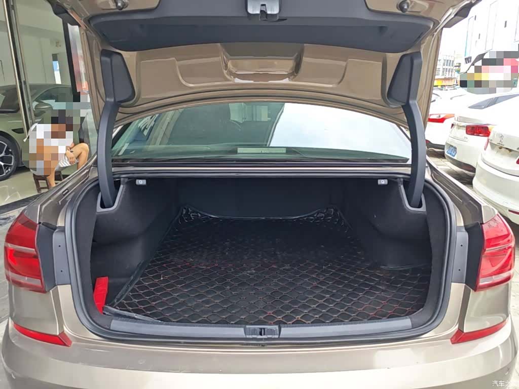 Volkswagen Passat, 2016 19