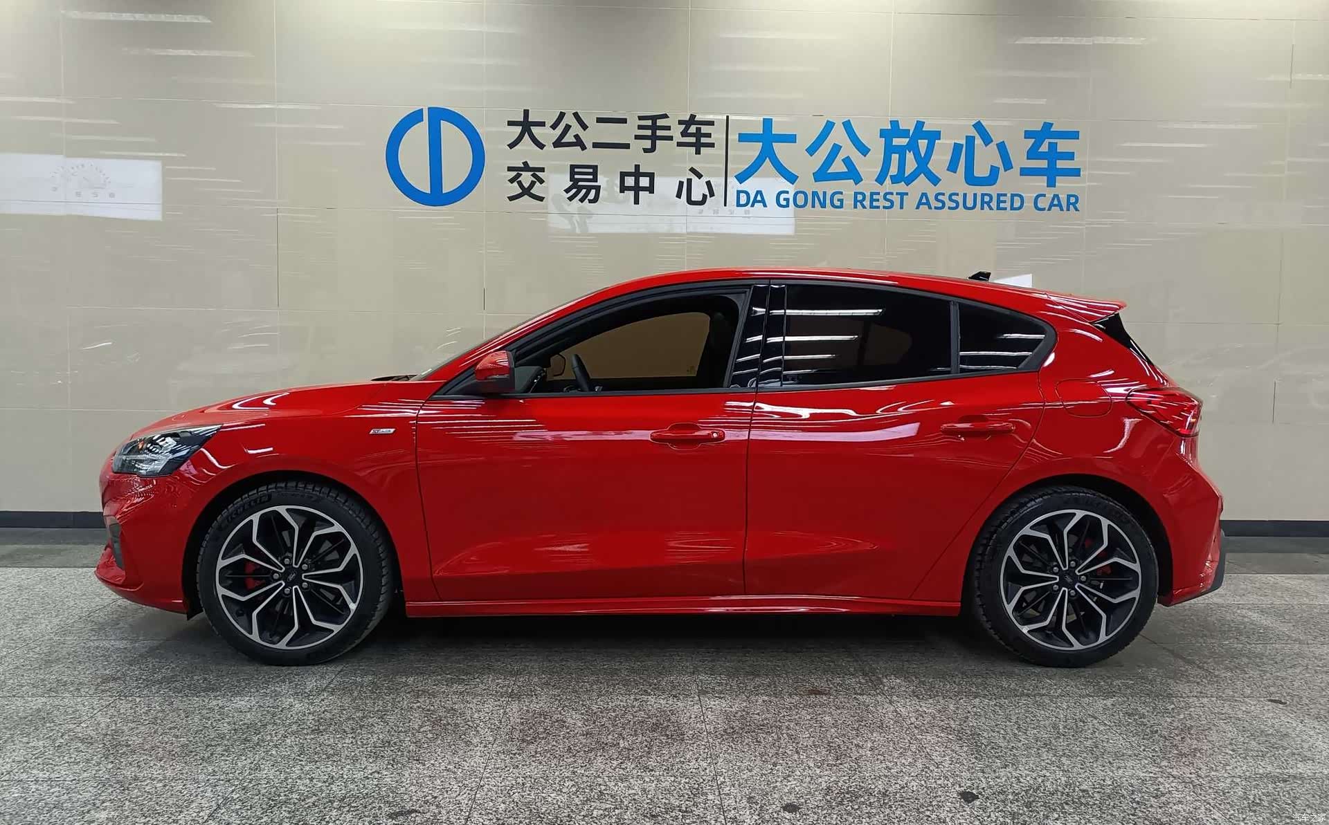 Ford Focus, 2020 все фото