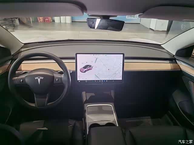 Tesla Model 3, 2021 все фото