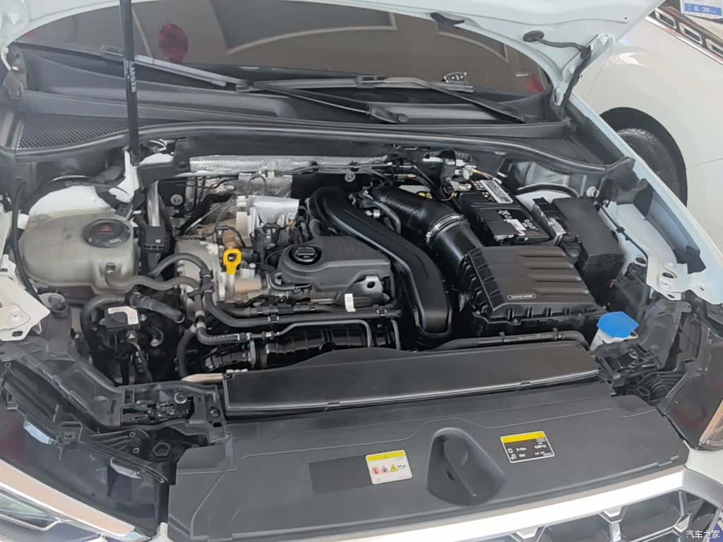 Audi Q3, 2023 20