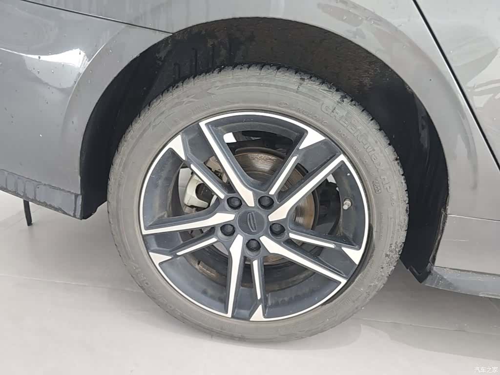 Geely Binray, 2024 19