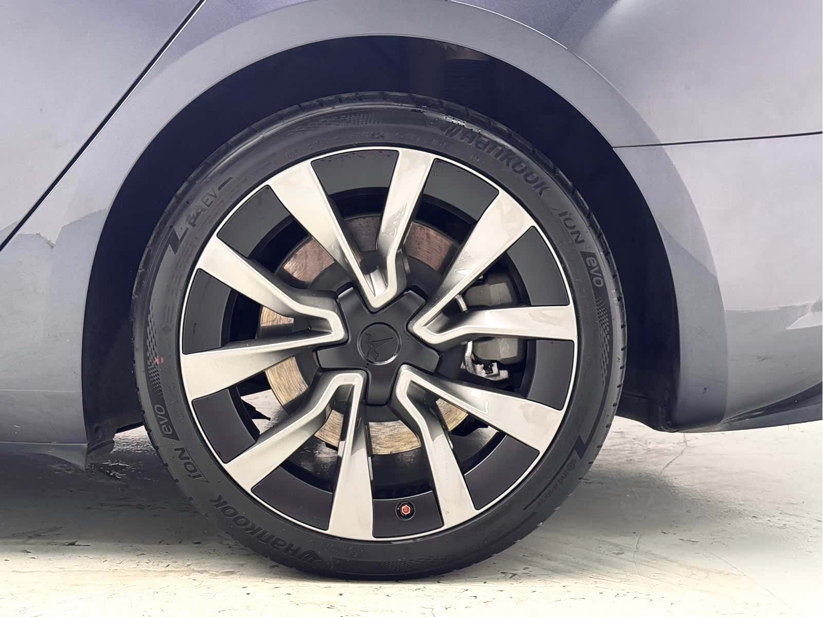 Tesla Model 3, 2024 8