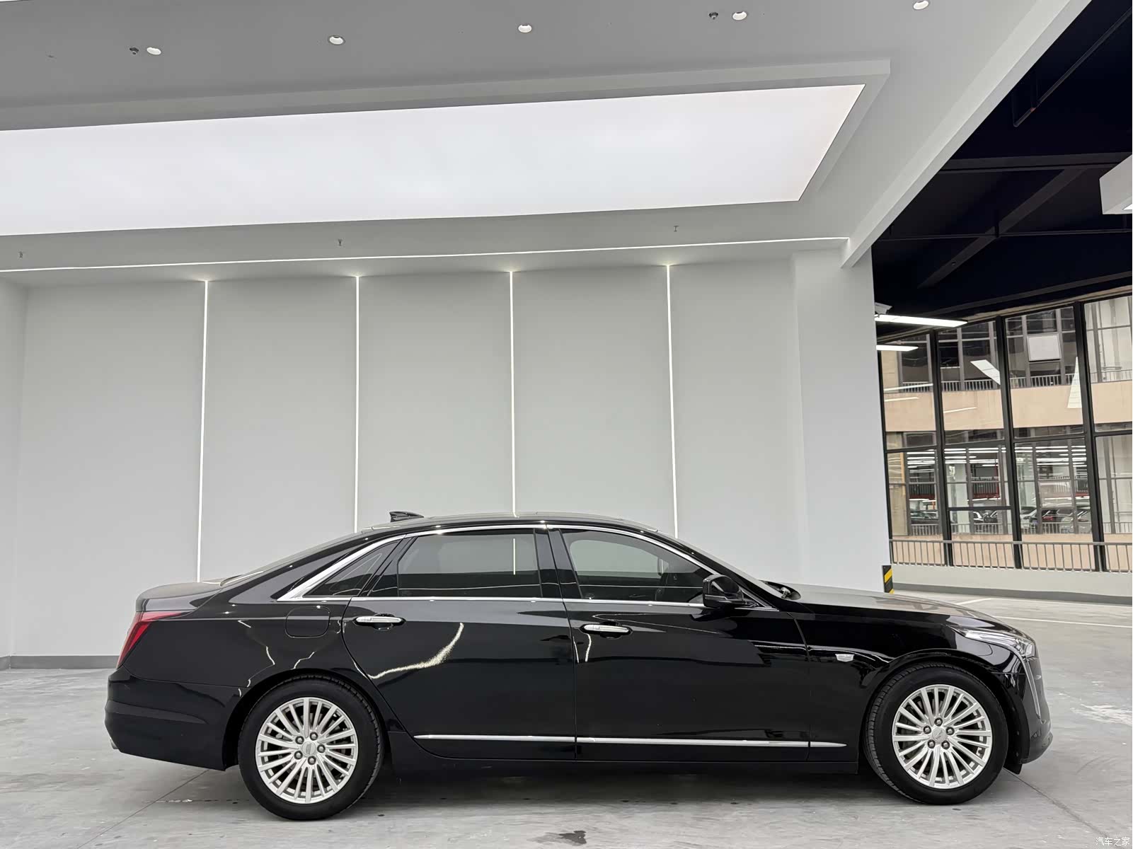 Cadillac CT6, 2021 3