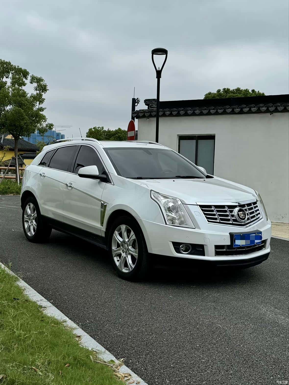 Cadillac SRX, 2014 3