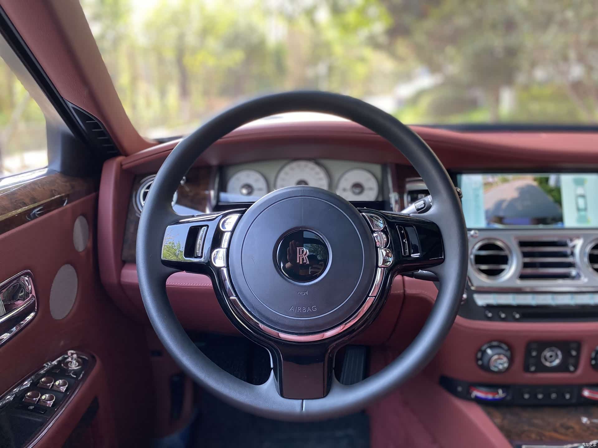 Rolls-Royce Ghost, 2017 15