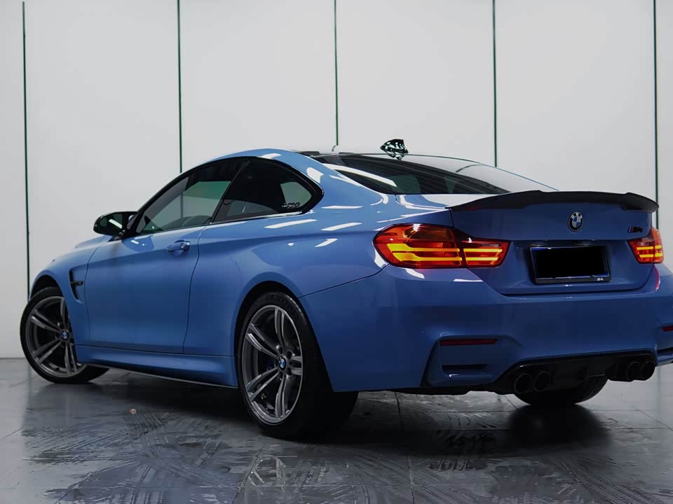 BMW M4