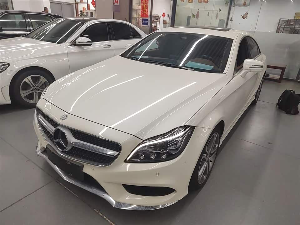 Mercedes-Benz CLS