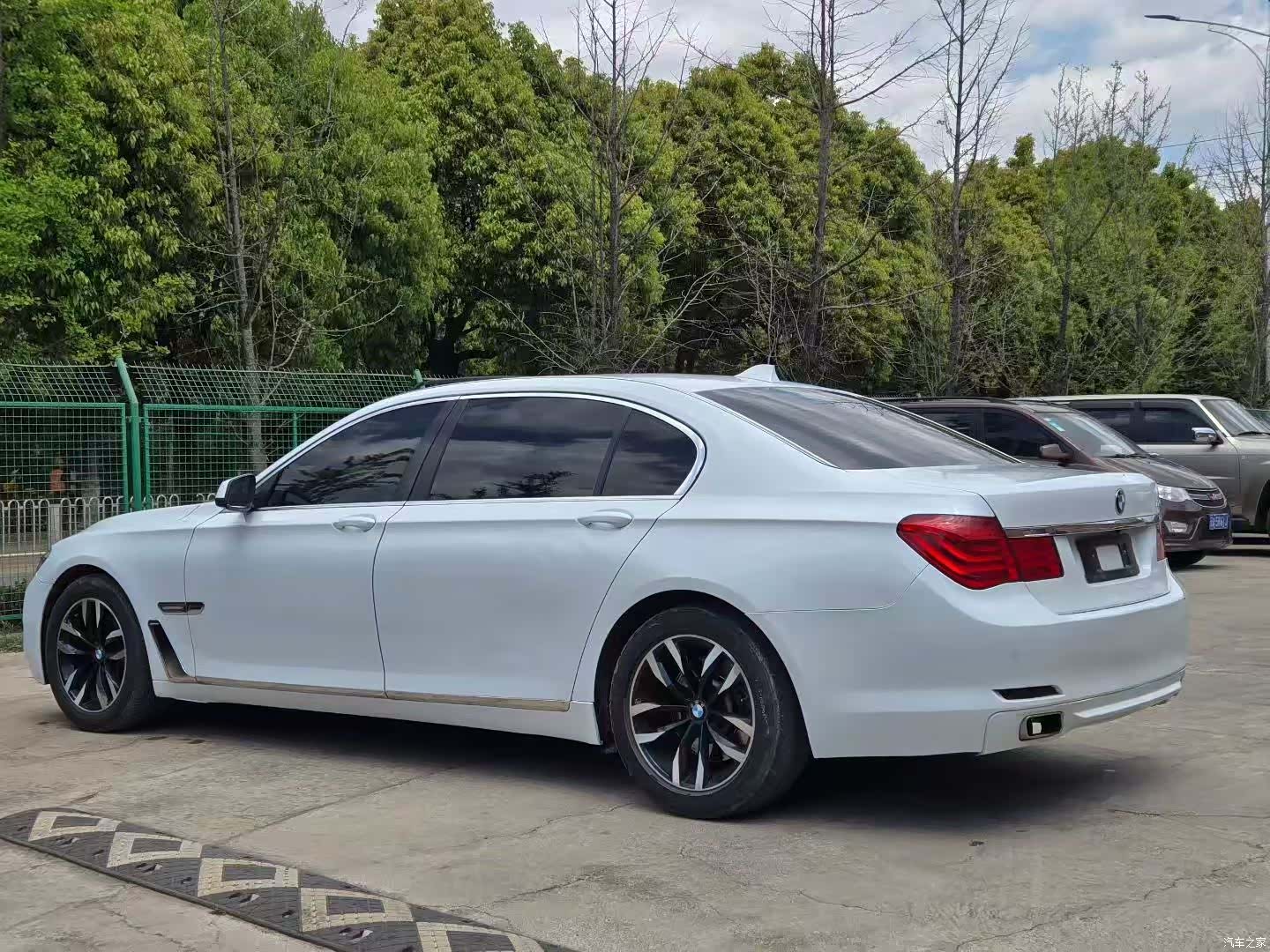 BMW 7 Series, 2011 9