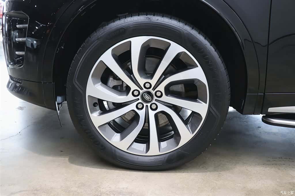 Land Rover Discovery, 2024 28