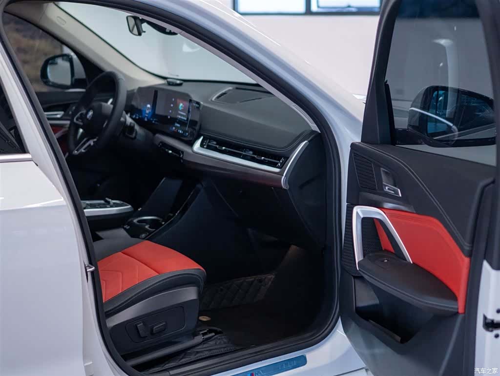 BMW X1, 2025 20