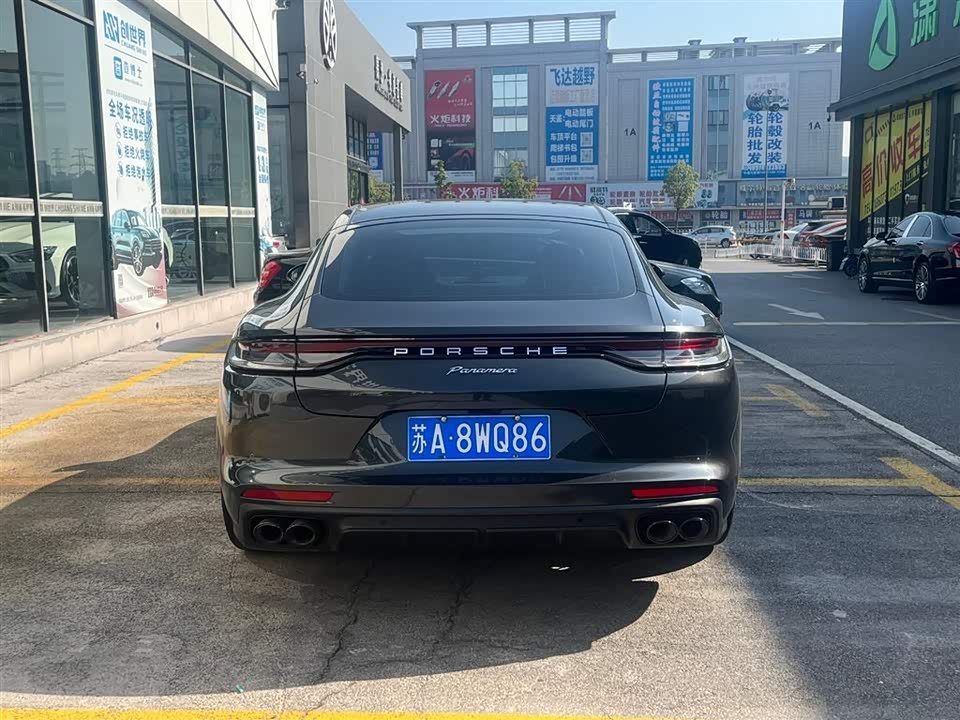 Porsche Panamera