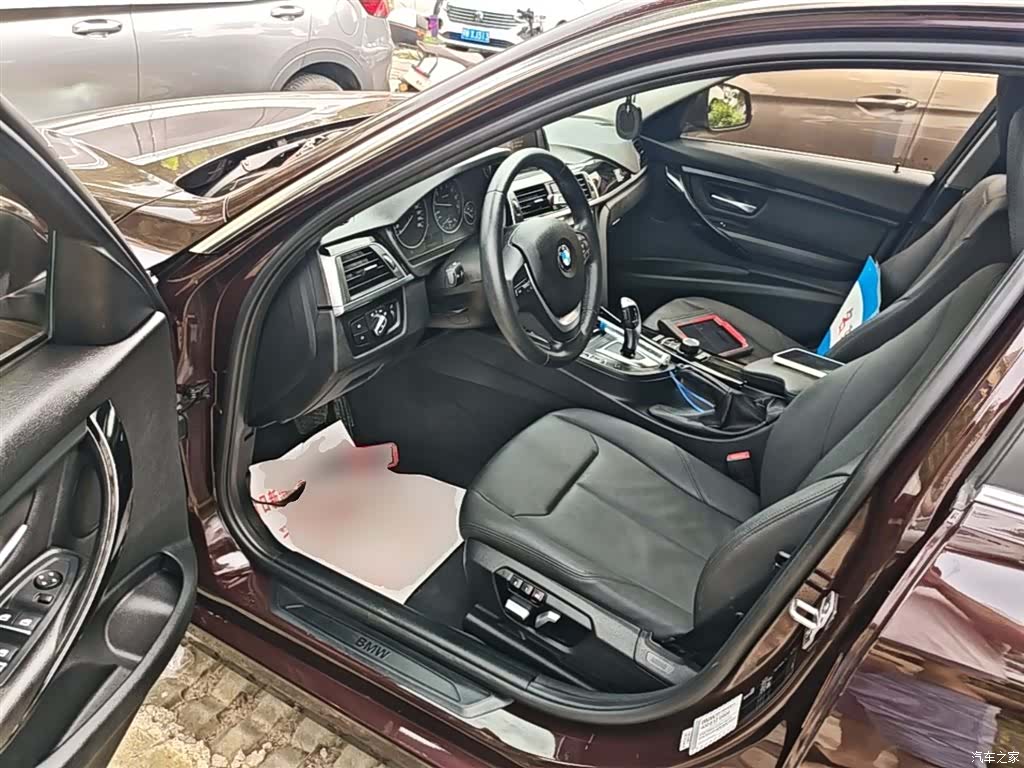 BMW 3 Series, 2016 16