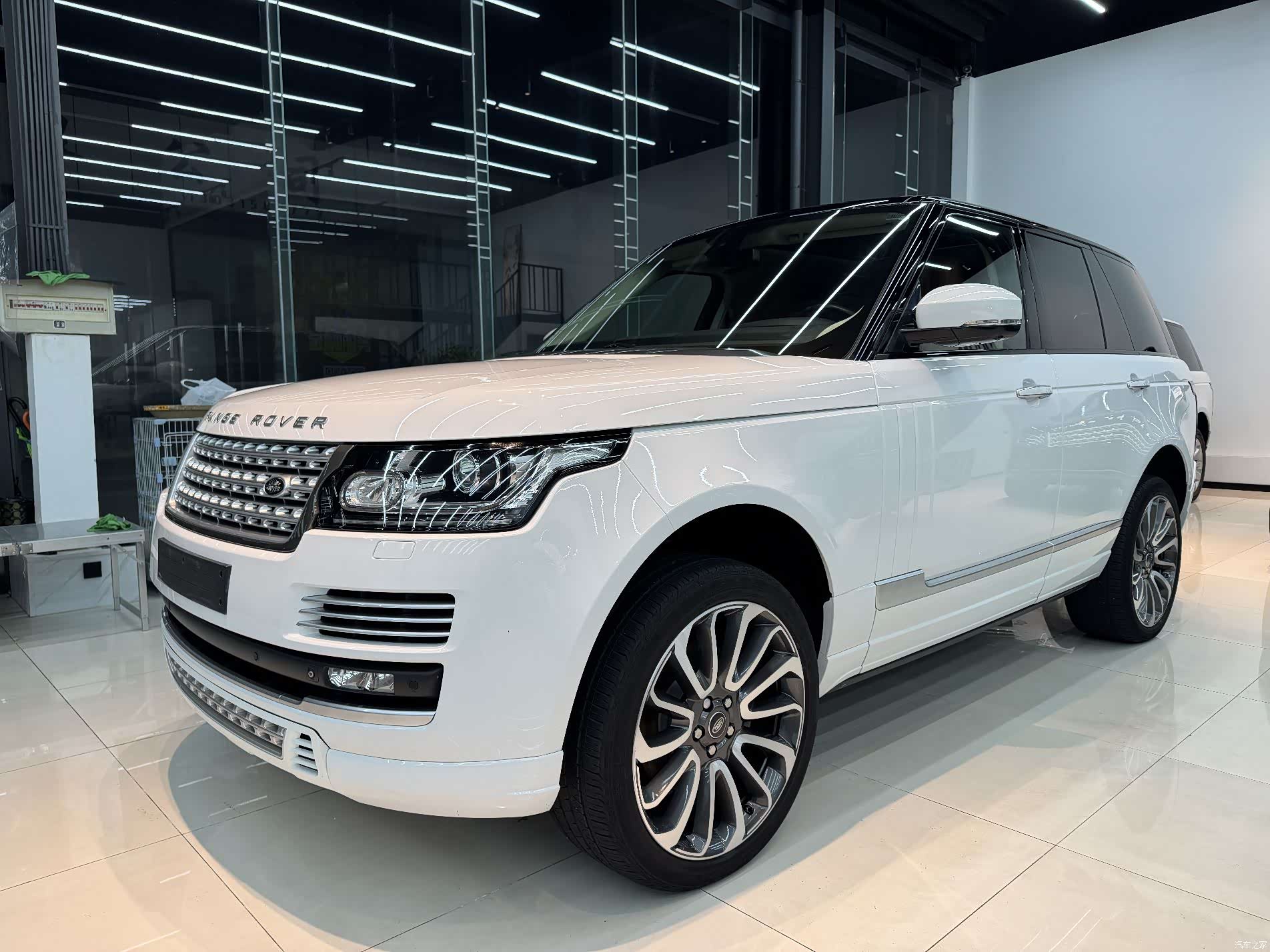 Land Rover Range Rover, 2015 3