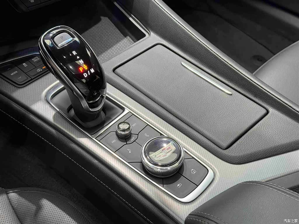 Cadillac CT5, 2021 11