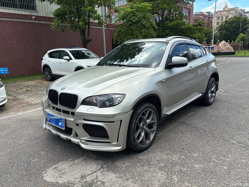 BMW X6, 2011 1
