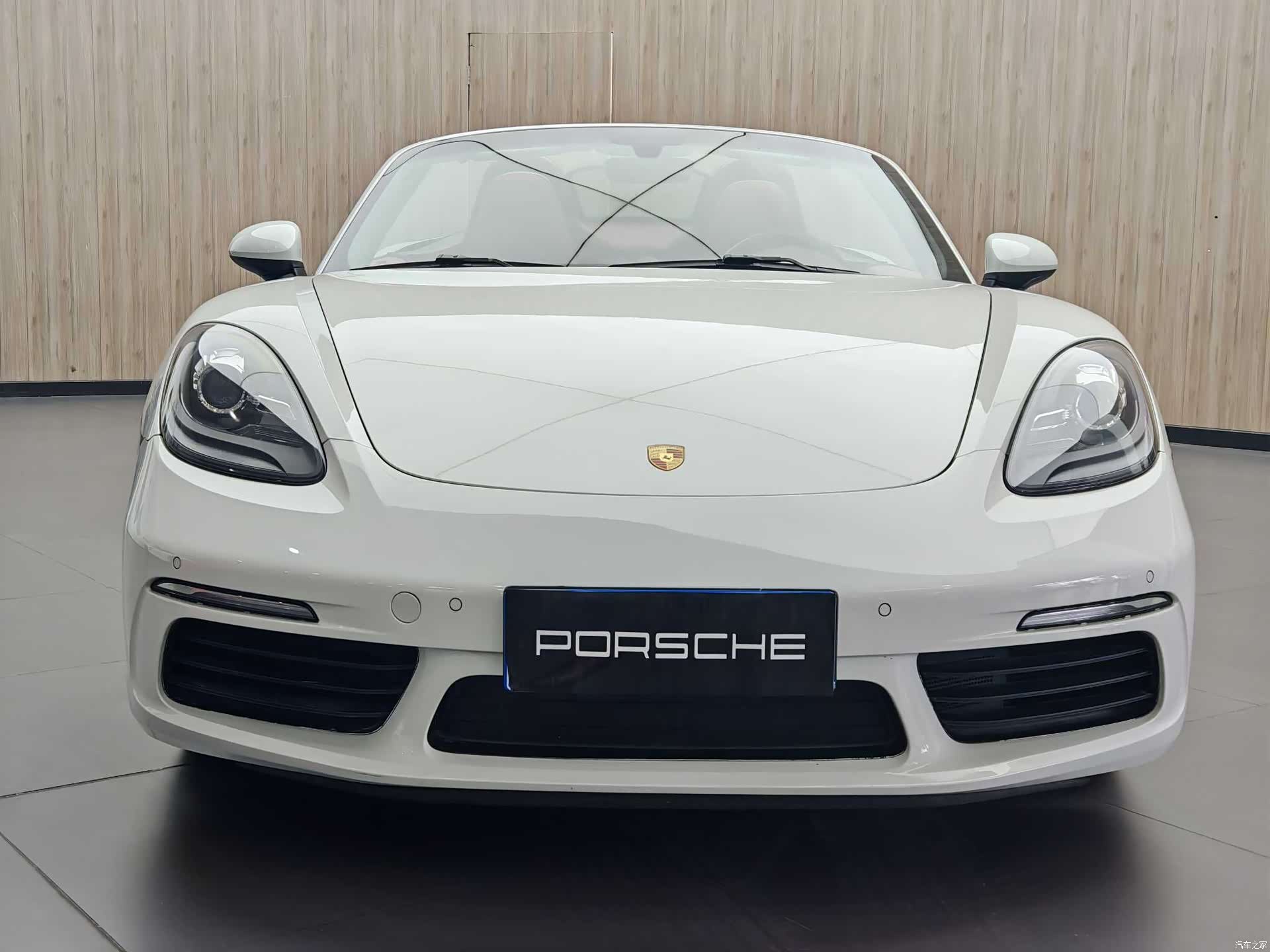 Porsche Boxster, 2017 2