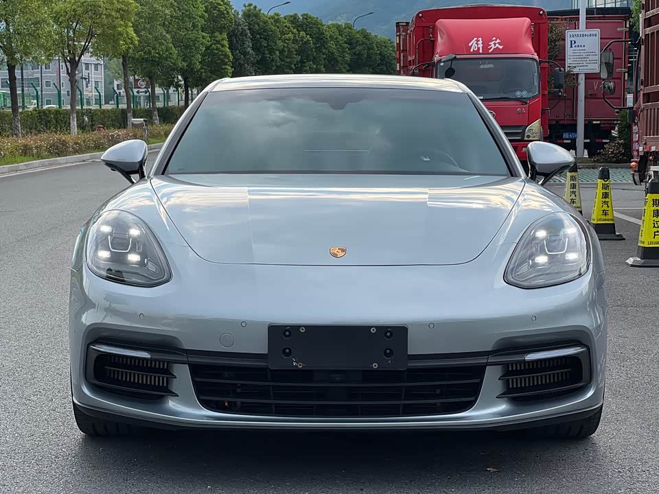 Porsche Panamera Porsche Panamera